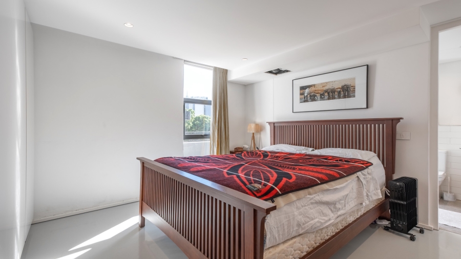 To Let 2 Bedroom Property for Rent in Woodstock Western Cape